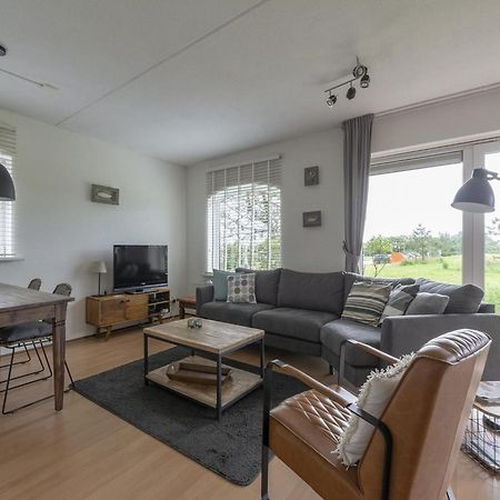 Remarkable Apartment With Beautiful Garden ユリアーナドルプ エクステリア 写真